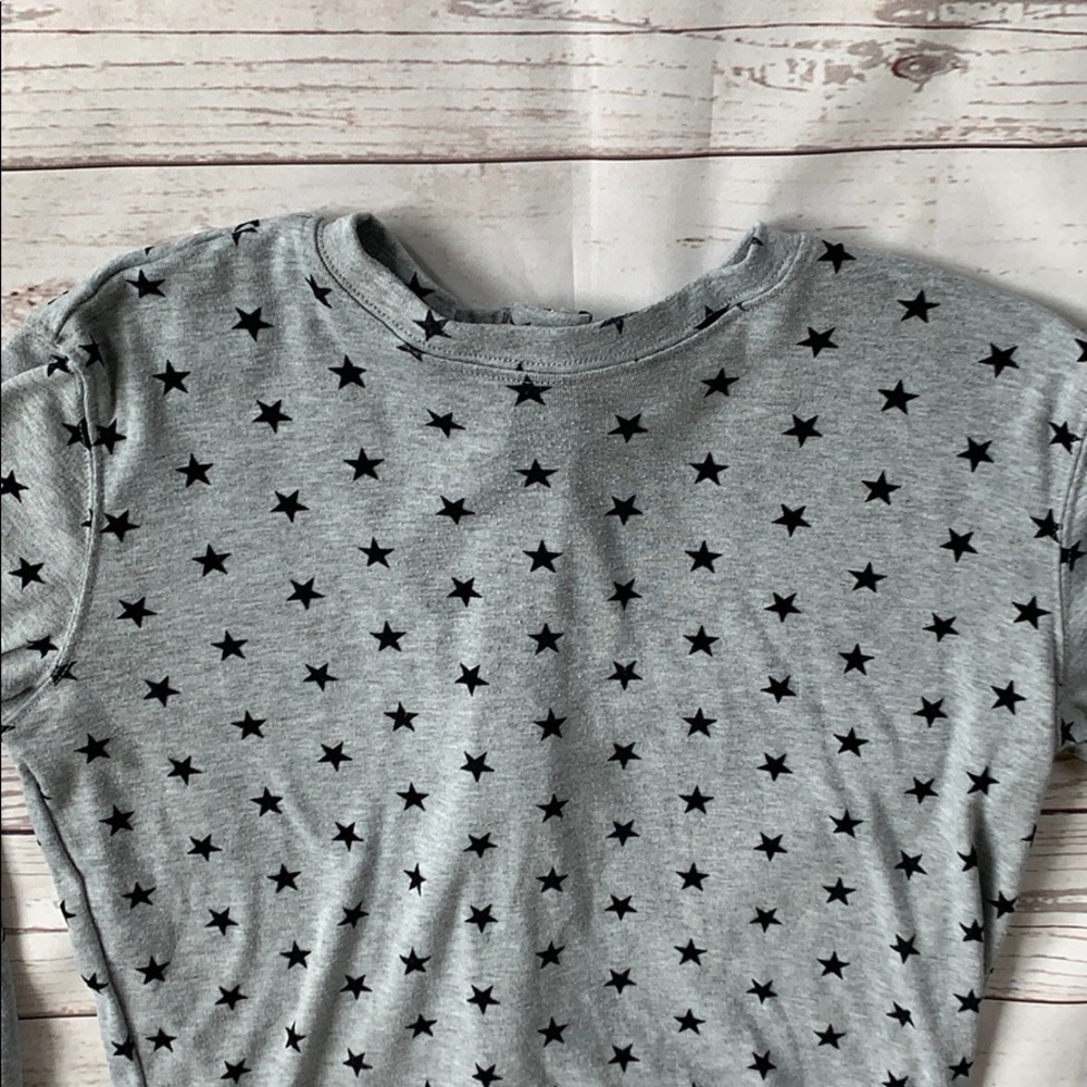 Girls 3/4 length sleeve top size medium, 10 - Picture 2 of 6